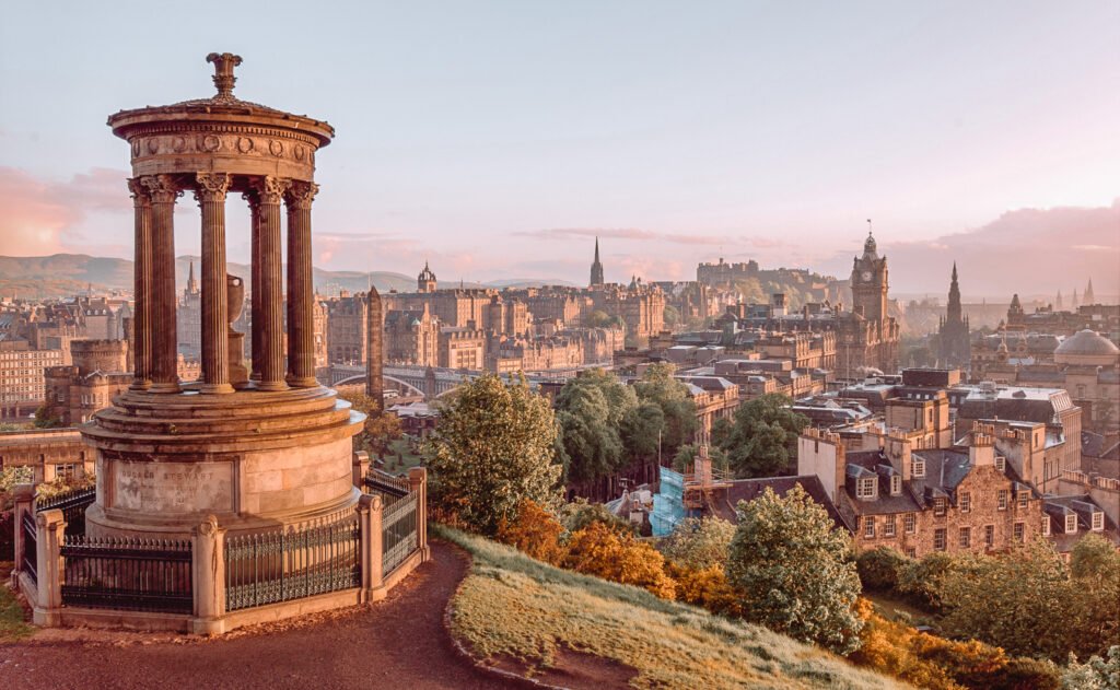 Best Places in Europe for Solo Female Travelers - Edinburgh