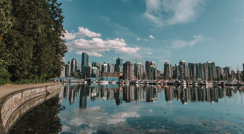Solo Female Travel in Canada - Vancouver Stanley Park 