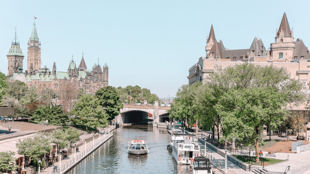 Solo Female Travel in Canada - Ottawa, Ontario